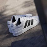Zapatillas Urbanas Adidas Hombres Jr4613 Grand Court Base 3 - Imagen 26